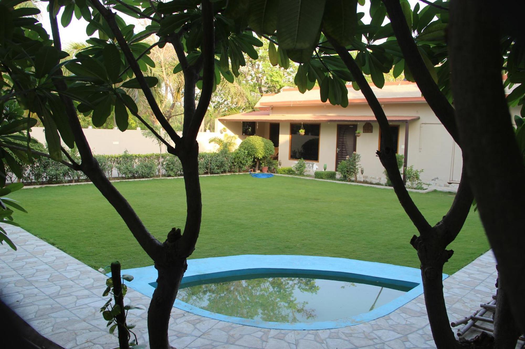 Zuri Holiday Home Greater Noida Exterior foto